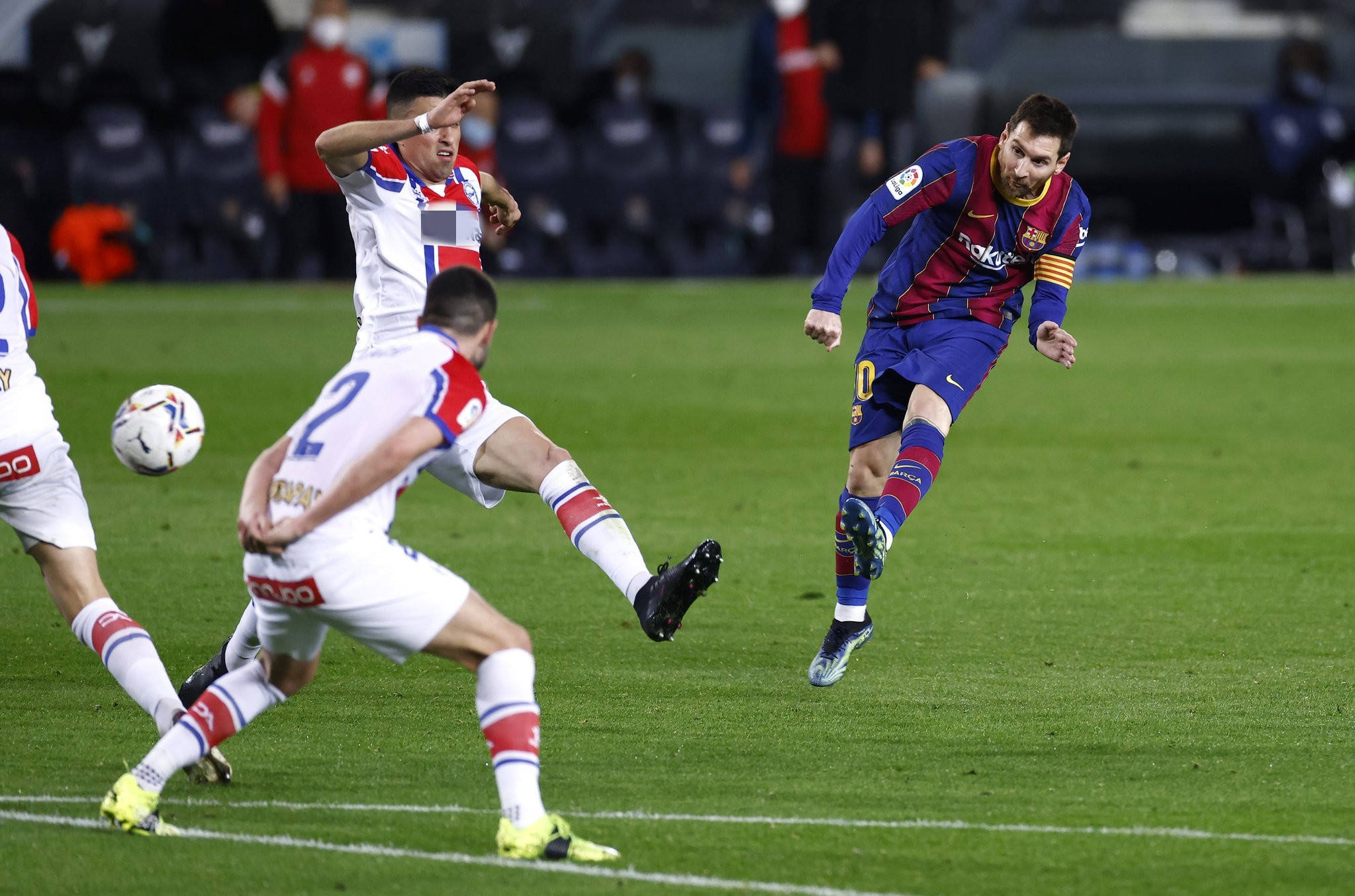 关于加时末段多特蒙德备战足总杯，迎来里程碑细节曝光，压力陡增，球探报告显示潜力的信息